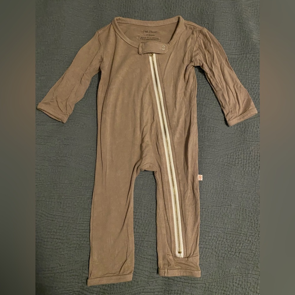 Posh peanut zippered romper size 3-6 months